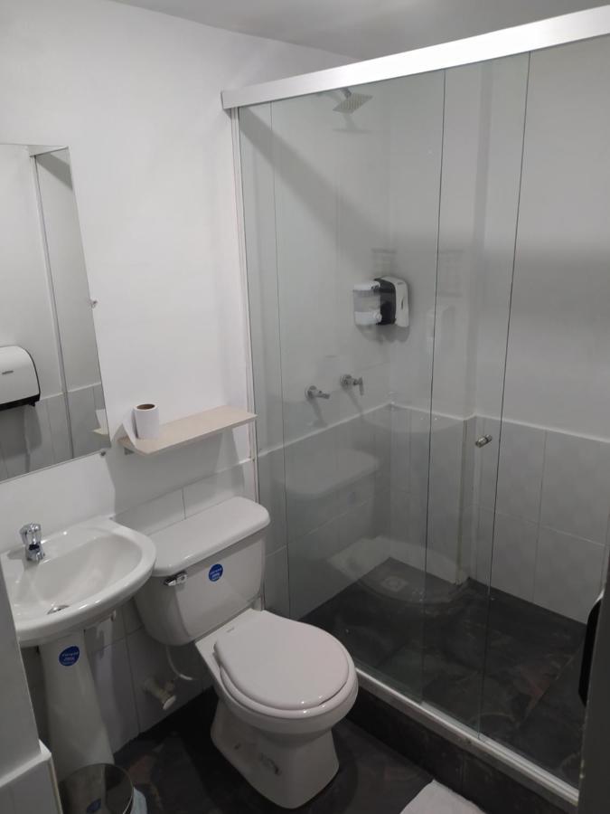 Hotel Aura 麦德林 外观 照片