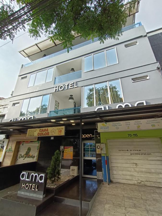 Hotel Aura 麦德林 外观 照片